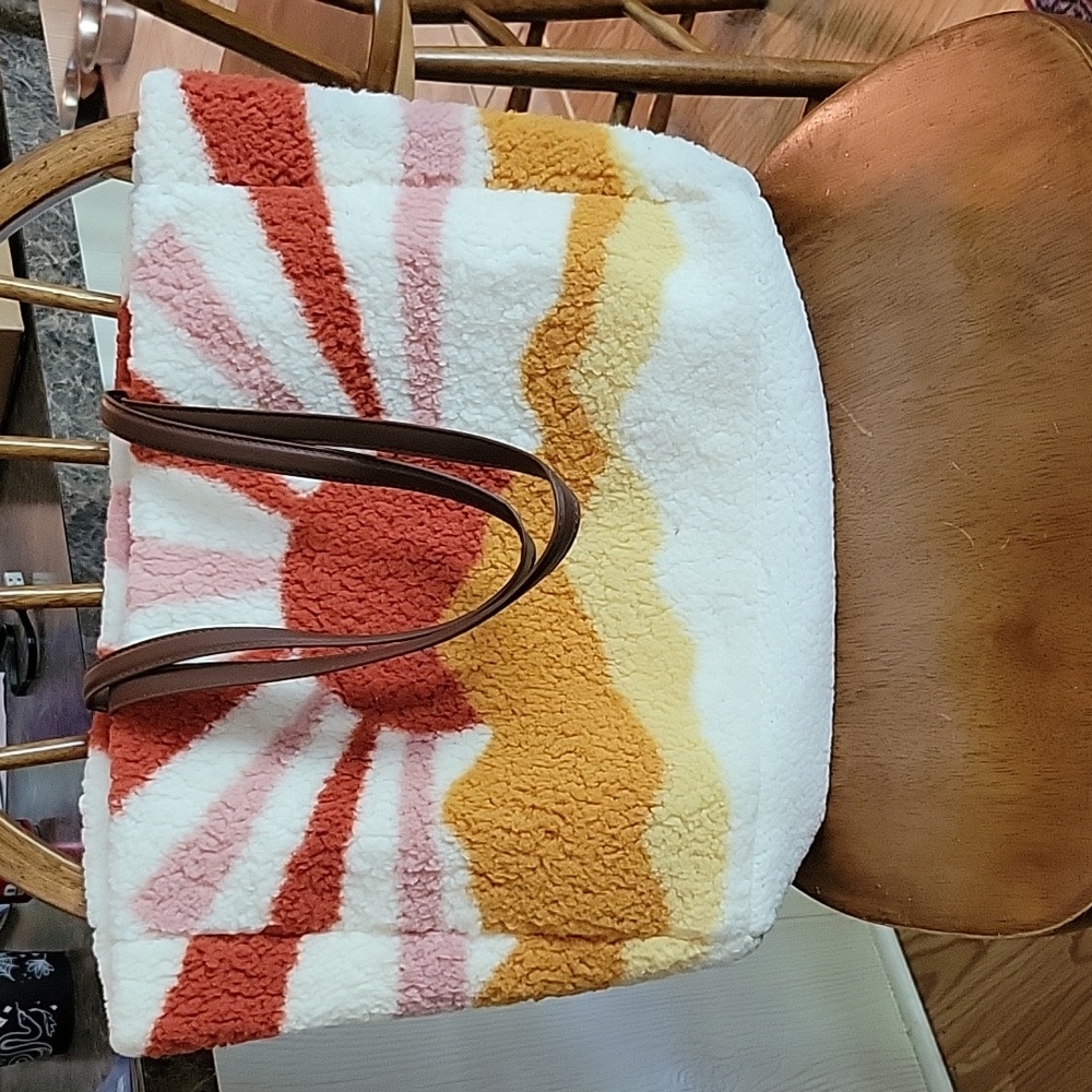 Fuzzy tote